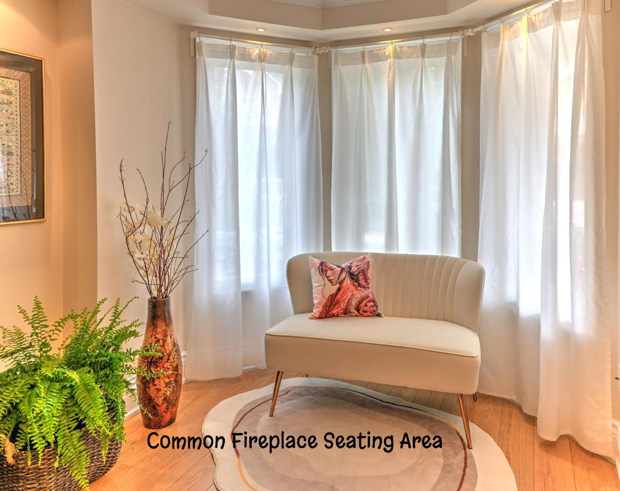تورونتو Welcome Home! Acores Bed & Breakfast المظهر الخارجي الصورة